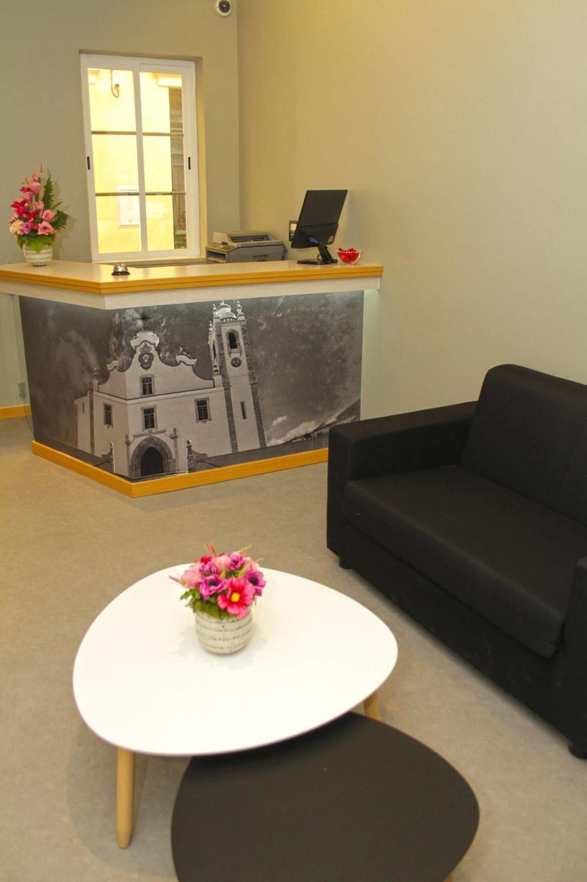 Rocha Prestige - Guest House And Suites ปอร์ติเมา ภายนอก รูปภาพ