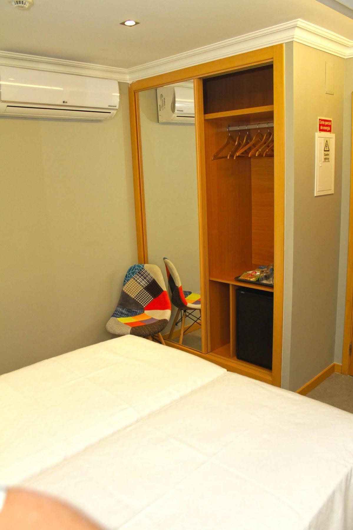 Rocha Prestige - Guest House And Suites ปอร์ติเมา ภายนอก รูปภาพ