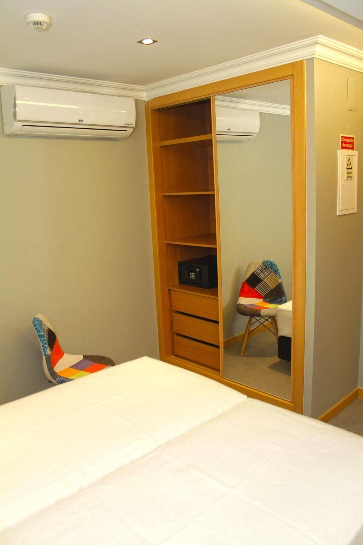 Rocha Prestige - Guest House And Suites ปอร์ติเมา ภายนอก รูปภาพ