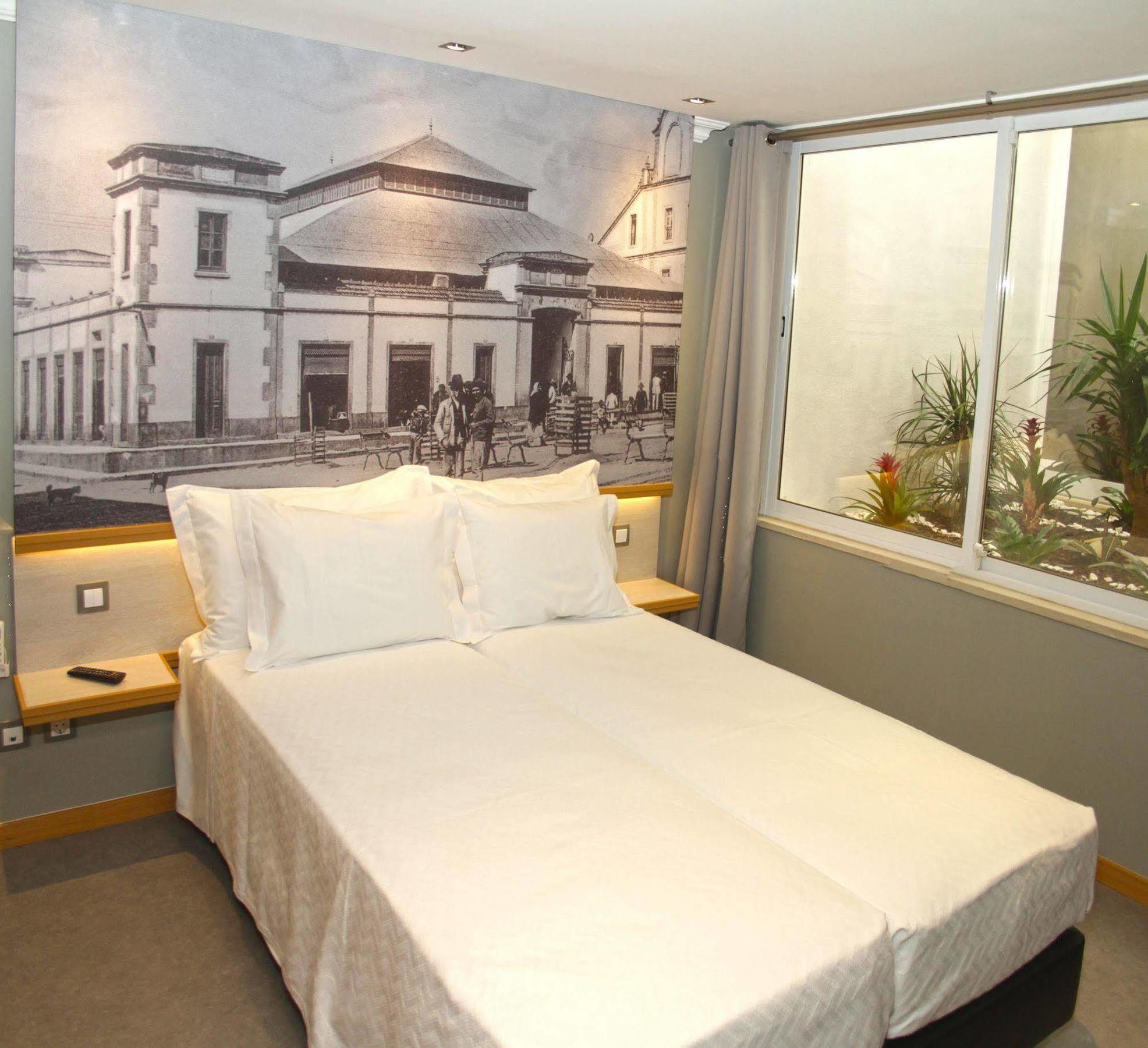 Rocha Prestige - Guest House And Suites ปอร์ติเมา ภายนอก รูปภาพ