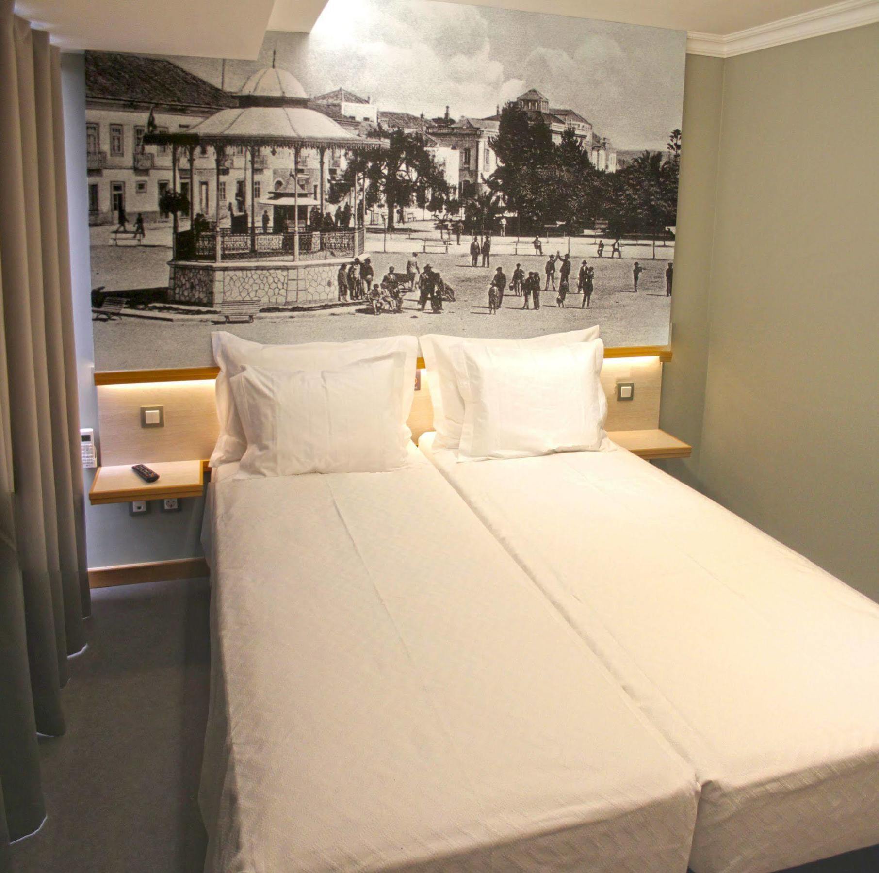 Rocha Prestige - Guest House And Suites ปอร์ติเมา ภายนอก รูปภาพ